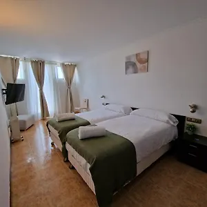Pensión Aussie Ii